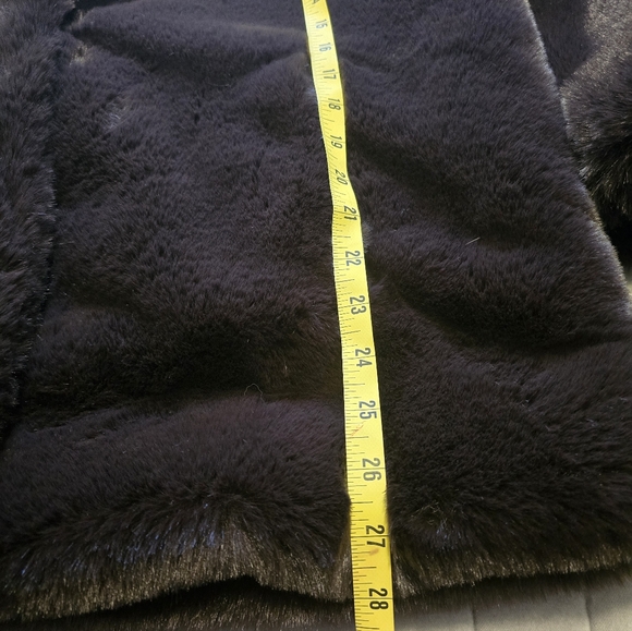 Blank NYC Faux Fur Coat In Americano. - Picture 9 of 9